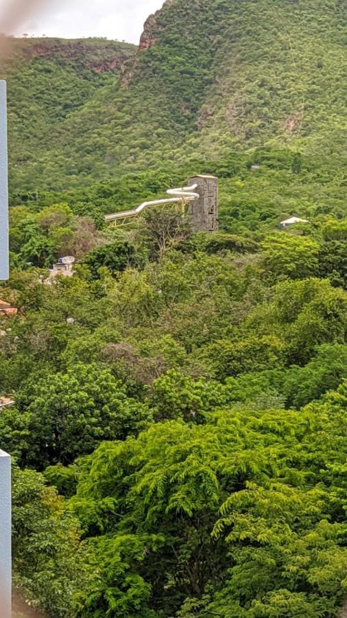 Aguas Da Serra Apart Hotel Rio Quente Dış mekan fotoğraf
